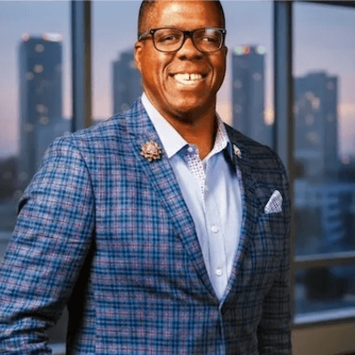 Larry Whiteside, Jr.